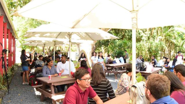 SquareRoot restaurant at Pierrefonds campus SquareRoot restaurant at Pierrefonds campus