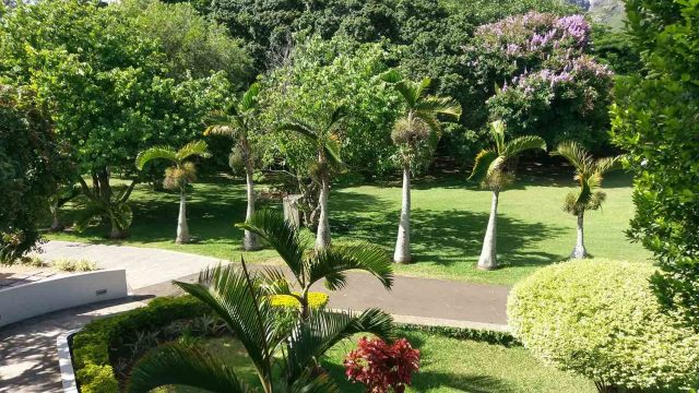 Pierrefonds campus gardens Pierrefonds campus gardens